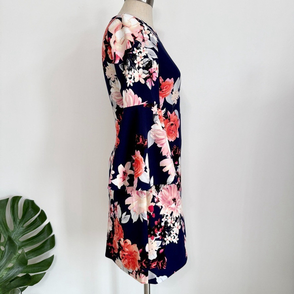 Eliza J Navy Blue Floral Bell Sleeve Mini Dress Size 2 Fit & Flare Party - Picture 5 of 15